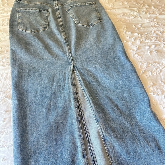 Denim Pencil Skirt - Picture 5 of 5